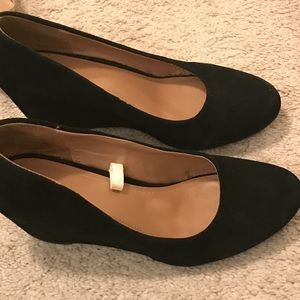 Black wedge heels. Used only few times. Very good
